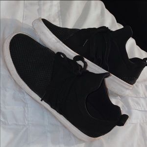 Steve Madden sneakers